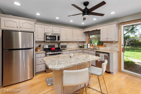Tiny photo for 8102 Tennessee Avenue, Willowbrook, IL 60527 (MLS # 12774924)
