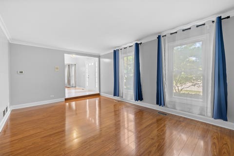 Tiny photo for 17 Cherrywood Drive, Schaumburg, IL 60194 (MLS # 12712019)