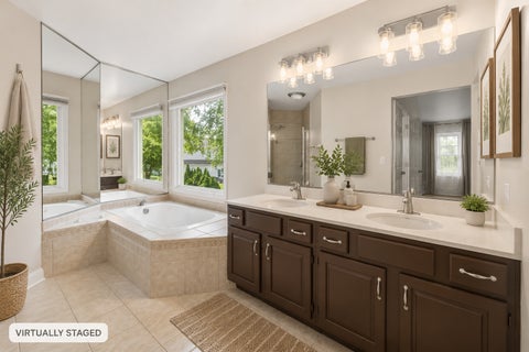 Tiny photo for 17 Cherrywood Drive, Schaumburg, IL 60194 (MLS # 12712019)