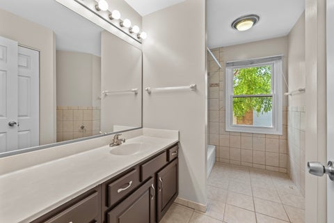 Tiny photo for 17 Cherrywood Drive, Schaumburg, IL 60194 (MLS # 12712019)