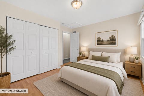 Tiny photo for 17 Cherrywood Drive, Schaumburg, IL 60194 (MLS # 12712019)