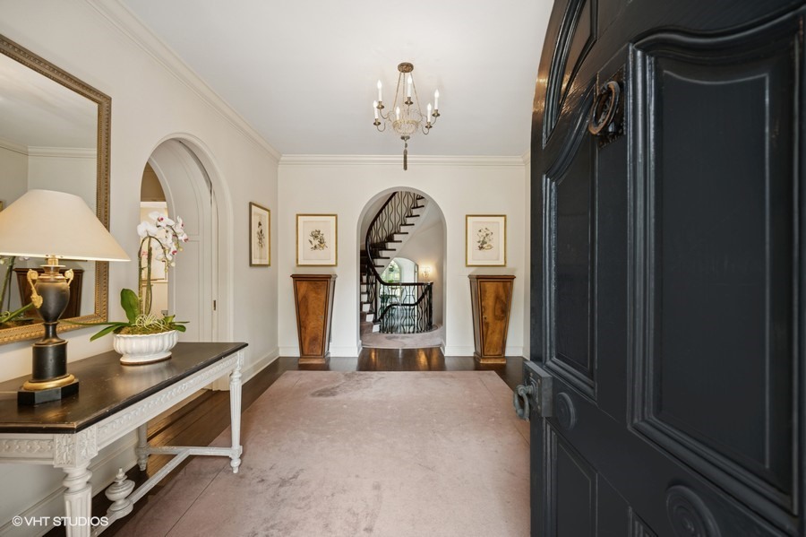 321 Leicester Road