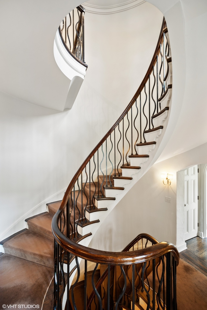 321 Leicester Road
