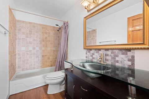 Tiny photo for 502 W Huntington Commons Road #443, Mount Prospect, IL 60056 (MLS # 12599415)