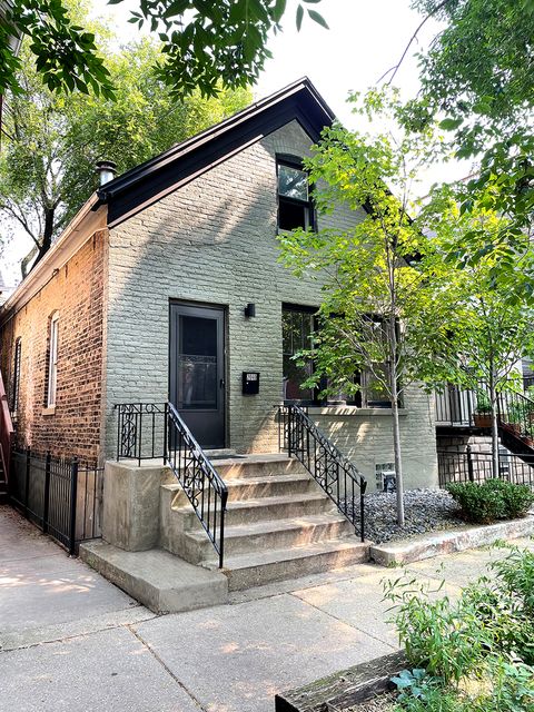 2040 W Shakespeare Avenue Chicago IL 60647
