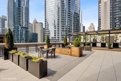 Tiny photo for 512 N MCCLURG Court #3806, Chicago, IL 60611 (MLS # 12728646)