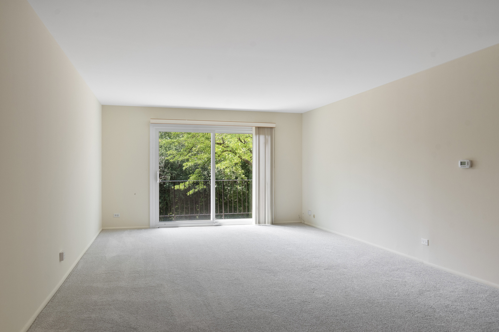 1250 Park Avenue W 421