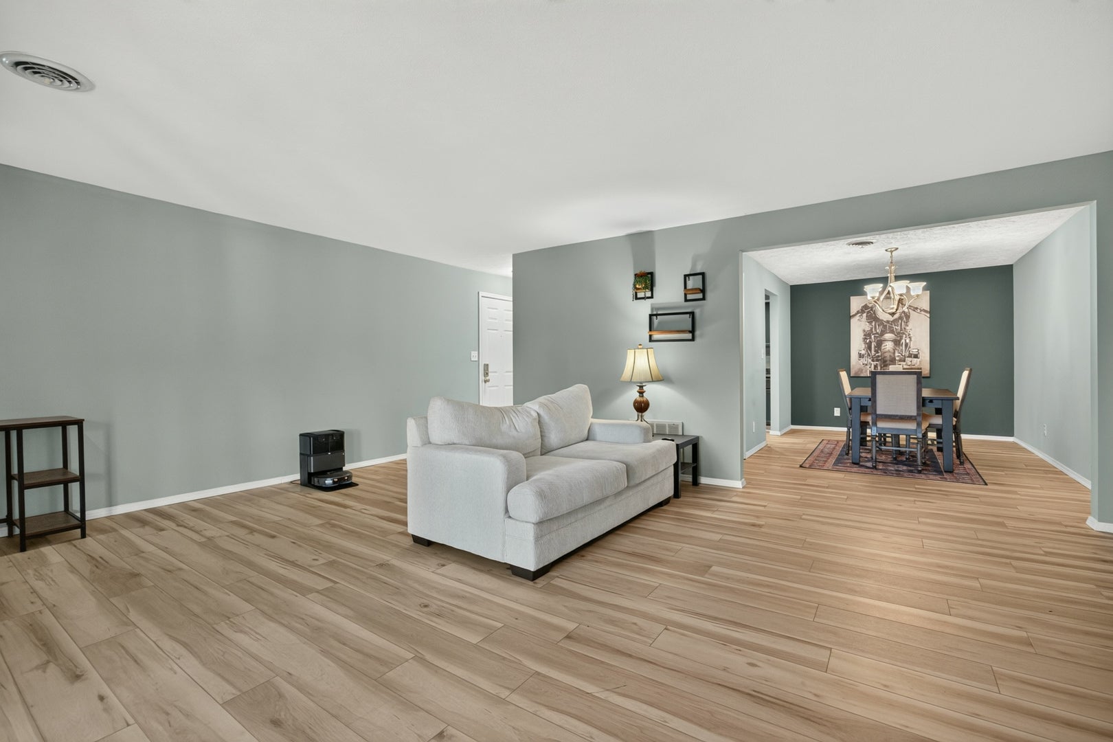1111 E Jefferson Street 9