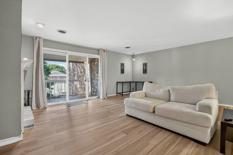 Tiny photo for 1111 E Jefferson Street #9, Bloomington, IL 61701 (MLS # 12685353)