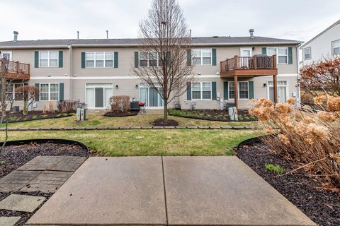 Tiny photo for 2879 Falling Waters Drive #2879, Lindenhurst, IL 60046 (MLS # 12601018)