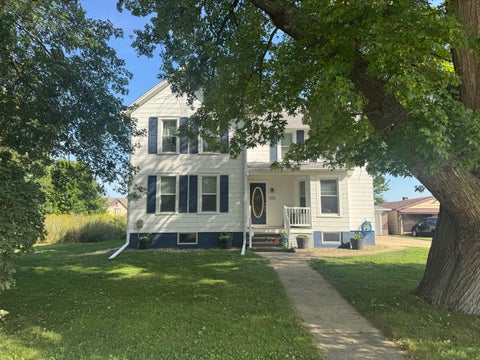 Tiny photo for 523 E Wells Street, Geneseo, IL 61254 (MLS # 12752352)