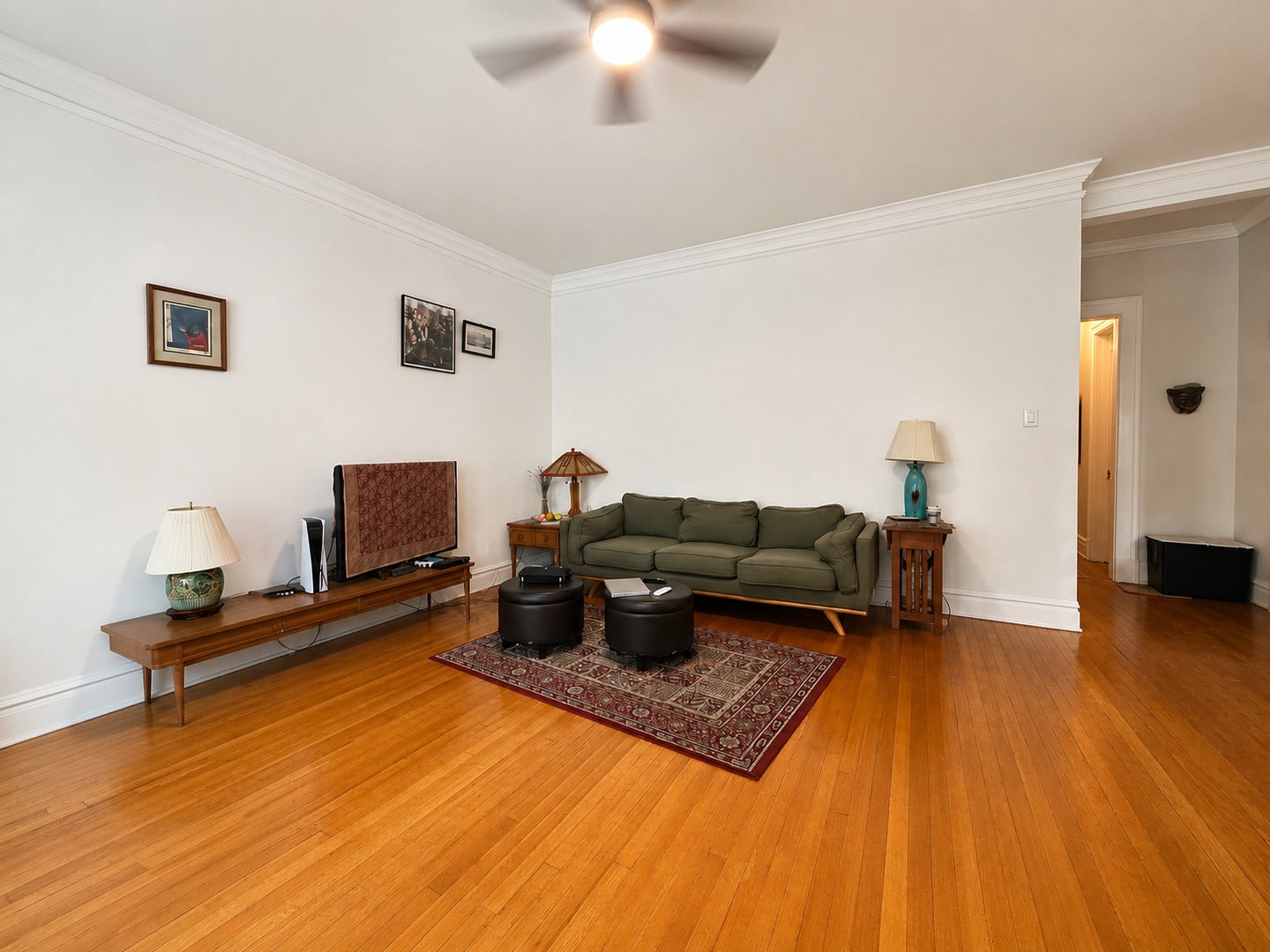 1633 E Hyde Park Boulevard 3C