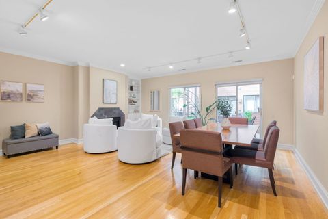 Tiny photo for 414 W Wisconsin Street #H, Chicago, IL 60614 (MLS # 12614426)