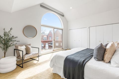 Tiny photo for 414 W Wisconsin Street #H, Chicago, IL 60614 (MLS # 12614426)