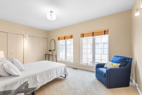 Tiny photo for 414 W Wisconsin Street #H, Chicago, IL 60614 (MLS # 12614426)