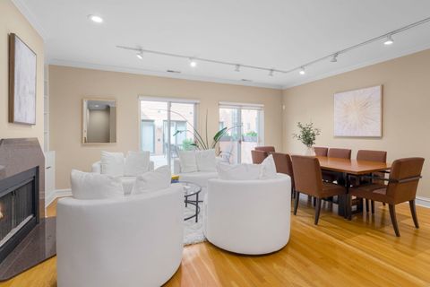 Tiny photo for 414 W Wisconsin Street #H, Chicago, IL 60614 (MLS # 12614426)