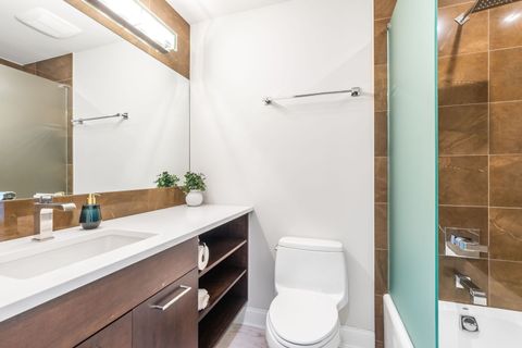 Tiny photo for 414 W Wisconsin Street #H, Chicago, IL 60614 (MLS # 12614426)