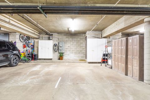 Tiny photo for 414 W Wisconsin Street #H, Chicago, IL 60614 (MLS # 12614426)