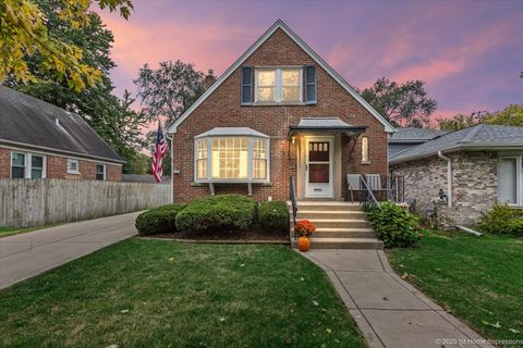 Tiny photo for 9252 S Sawyer Avenue, Evergreen Park, IL 60805 (MLS # 12494686)