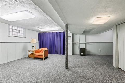 Tiny photo for 9252 S Sawyer Avenue, Evergreen Park, IL 60805 (MLS # 12494686)