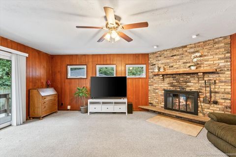 Tiny photo for 9252 S Sawyer Avenue, Evergreen Park, IL 60805 (MLS # 12494686)