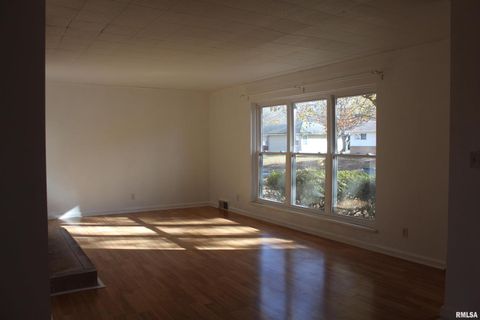 Tiny photo for 8 NORTHBROOK Drive, Mt Vernon, IL 62864 (MLS # EB460552)