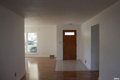 Tiny photo for 8 NORTHBROOK Drive, Mt Vernon, IL 62864 (MLS # EB460552)