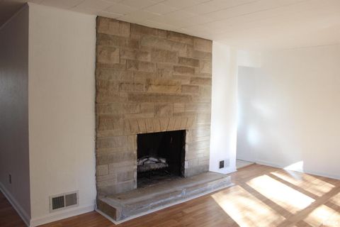 Tiny photo for 8 NORTHBROOK Drive, Mt Vernon, IL 62864 (MLS # EB460552)