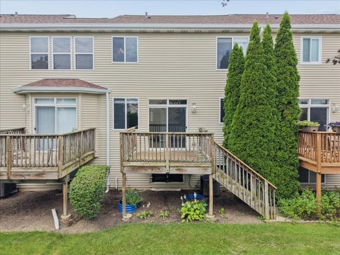 Tiny photo for 389 N Carlisle Court, Round Lake, IL 60073 (MLS # 12747010)