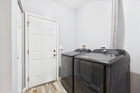 Tiny photo for 389 N Carlisle Court, Round Lake, IL 60073 (MLS # 12747010)