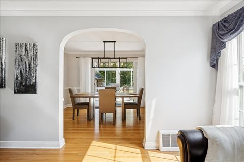 Tiny photo for 1813 Manchester Avenue, Westchester, IL 60154 (MLS # 12498756)