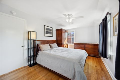 Tiny photo for 1813 Manchester Avenue, Westchester, IL 60154 (MLS # 12498756)