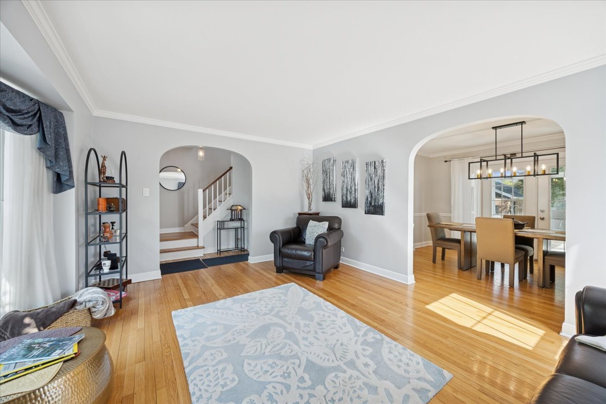 1813 Manchester Avenue