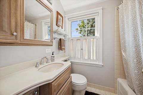 Tiny photo for 1813 Manchester Avenue, Westchester, IL 60154 (MLS # 12498756)