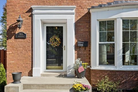Tiny photo for 1813 Manchester Avenue, Westchester, IL 60154 (MLS # 12498756)