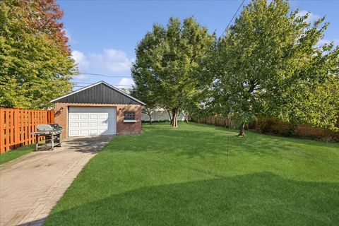 Tiny photo for 1813 Manchester Avenue, Westchester, IL 60154 (MLS # 12498756)