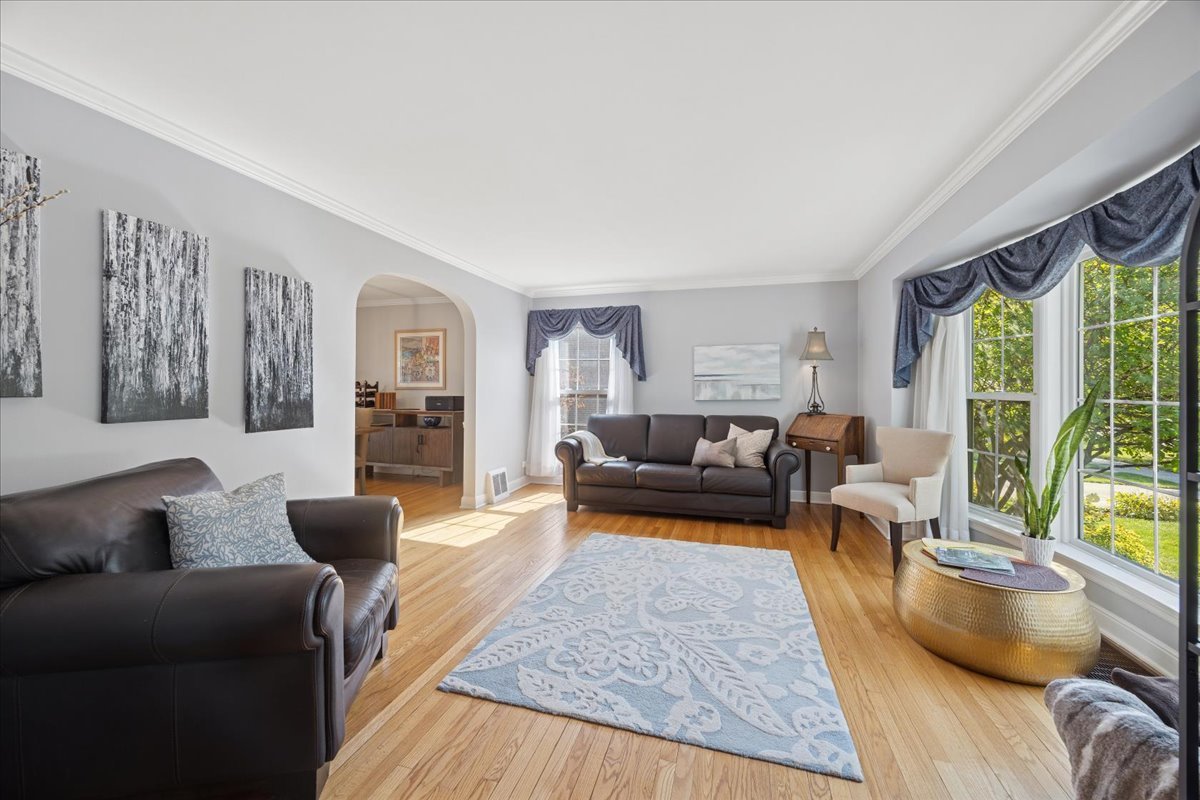 1813 Manchester Avenue