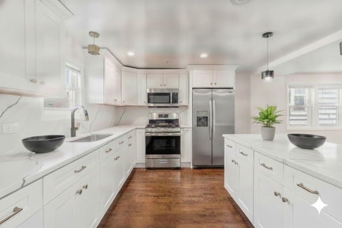 Tiny photo for 1713 N 36th Avenue, Stone Park, IL 60165 (MLS # 12697186)