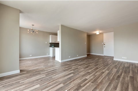 Tiny photo for 7061 N Kedzie Avenue #305, Chicago, IL 60645 (MLS # 12772626)