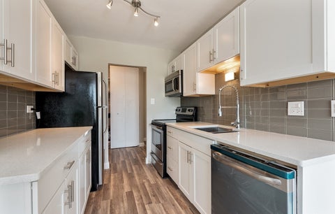 Tiny photo for 7061 N Kedzie Avenue #305, Chicago, IL 60645 (MLS # 12772626)