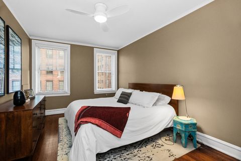 Tiny photo for 3300 N Lake Shore Drive #8D, Chicago, IL 60657 (MLS # 12545090)