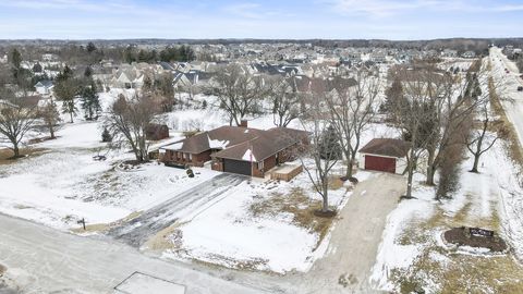 Tiny photo for 13120 Silver Fox Drive, Lemont, IL 60439 (MLS # 12549323)
