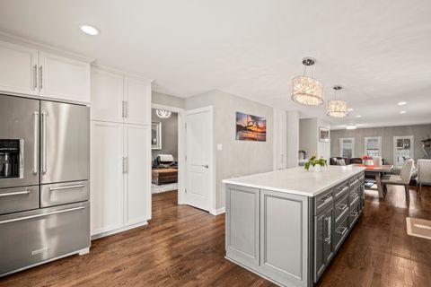 Tiny photo for 13120 Silver Fox Drive, Lemont, IL 60439 (MLS # 12549323)