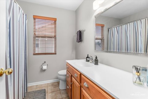 Tiny photo for 293 Dogwood Street, Bolingbrook, IL 60490 (MLS # 12568791)