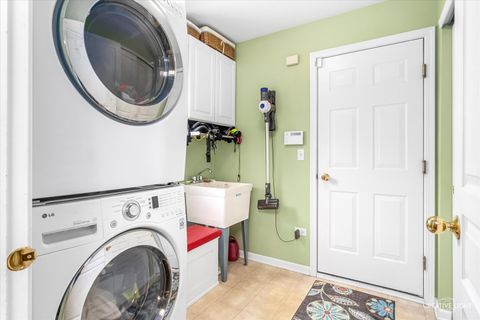 Tiny photo for 293 Dogwood Street, Bolingbrook, IL 60490 (MLS # 12568791)