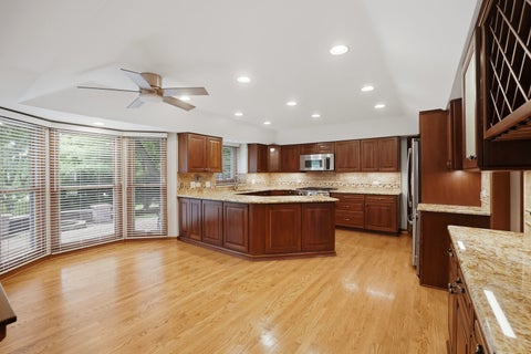 Tiny photo for 2528 Sun Valley Road, Lisle, IL 60532 (MLS # 12732617)