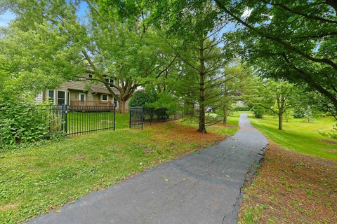 Tiny photo for 2528 Sun Valley Road, Lisle, IL 60532 (MLS # 12732617)