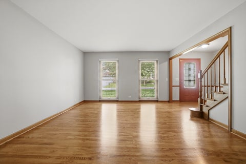 Tiny photo for 2528 Sun Valley Road, Lisle, IL 60532 (MLS # 12732617)