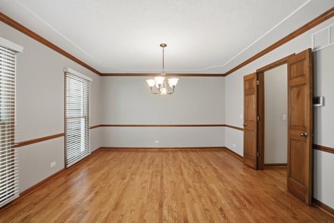 Tiny photo for 2528 Sun Valley Road, Lisle, IL 60532 (MLS # 12732617)