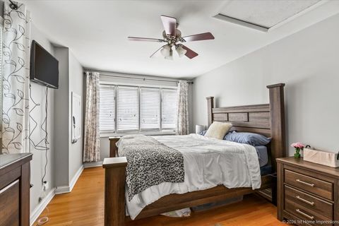 Tiny photo for 8836 W 93rd Place, Hickory Hills, IL 60457 (MLS # 12625436)